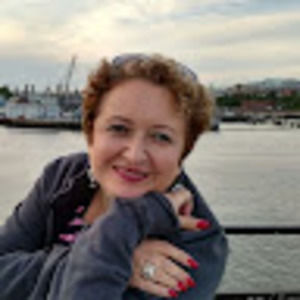 Meet your Posher, Esther